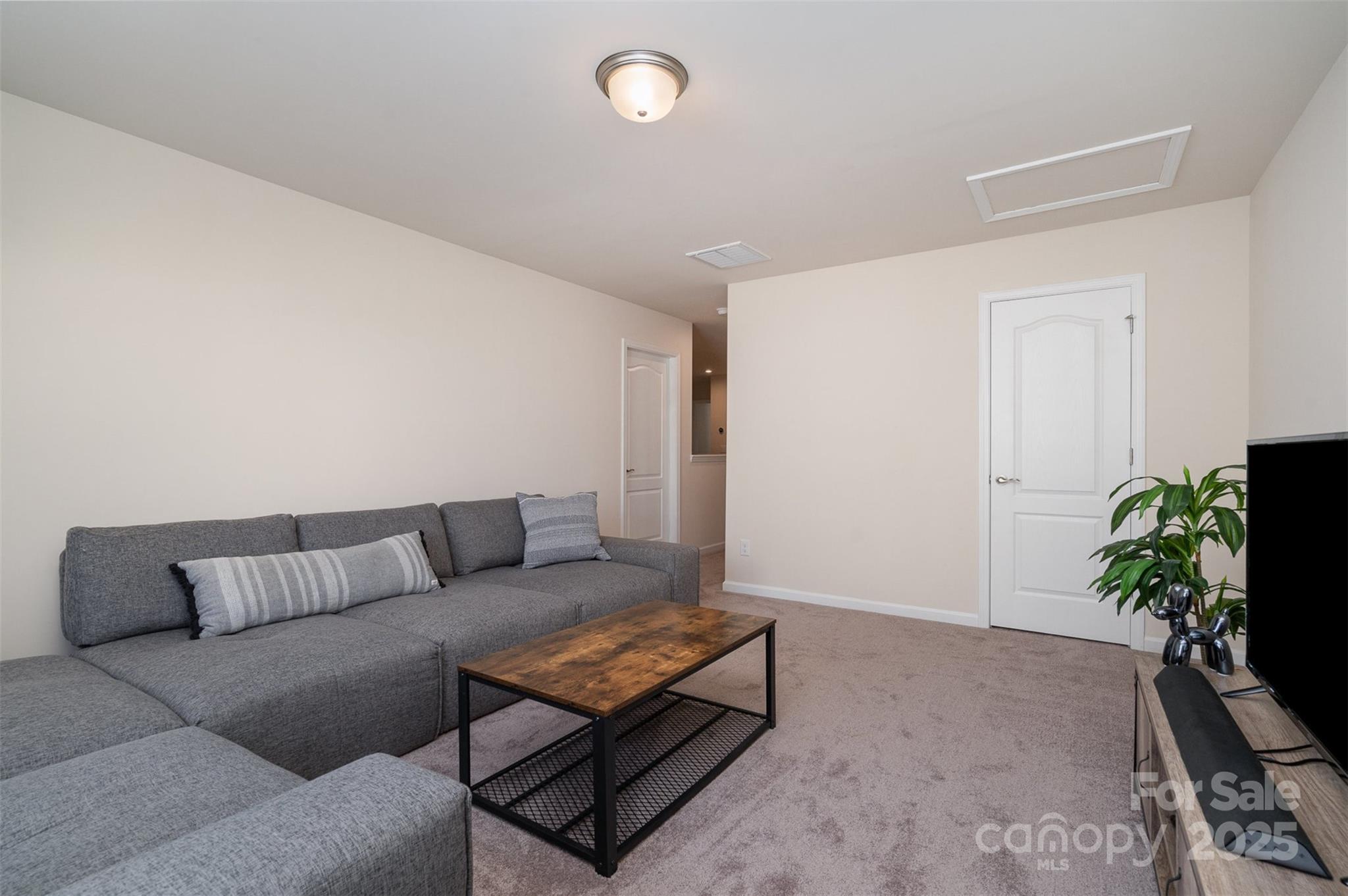 1003 Dorsey Drive