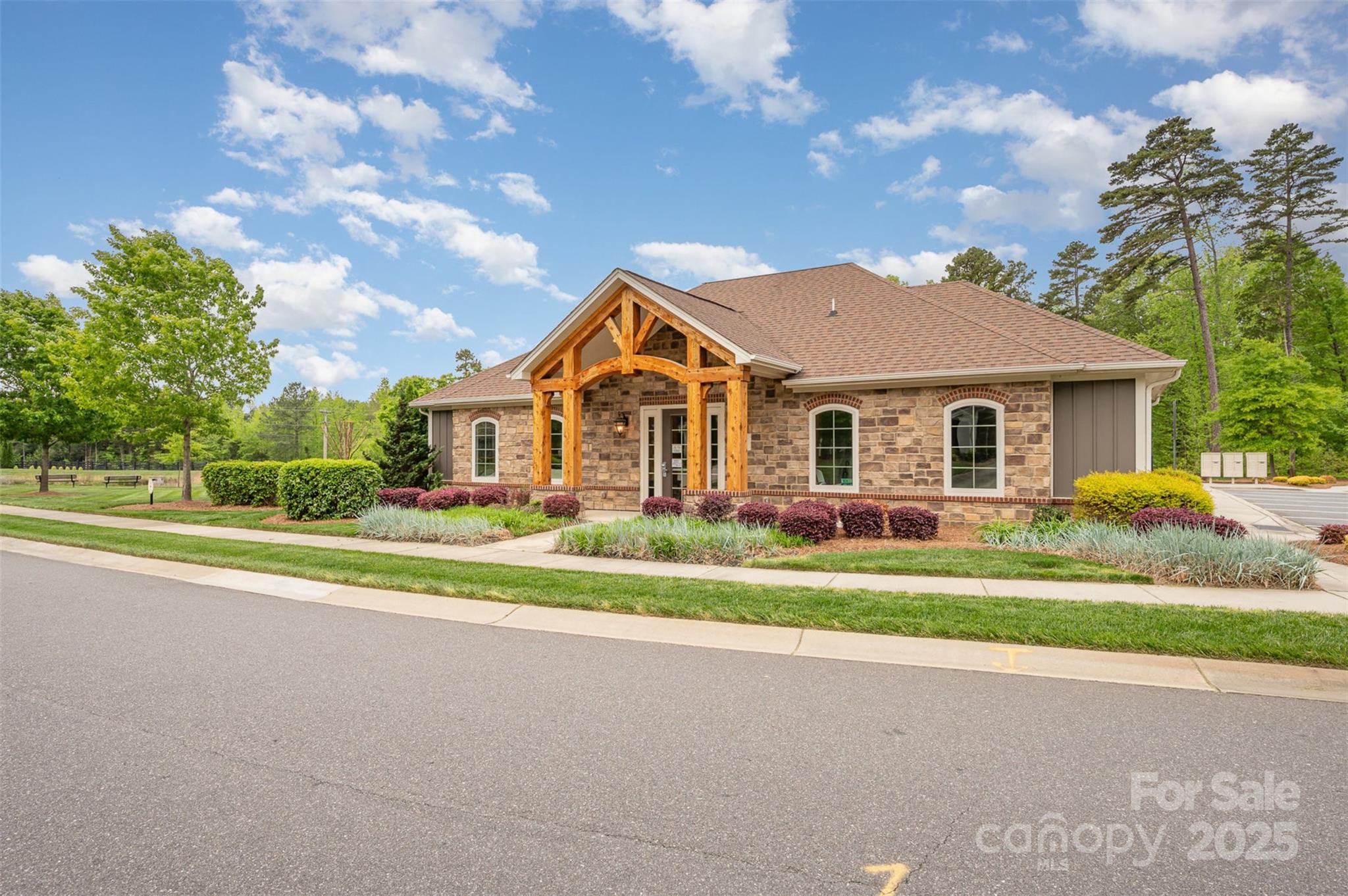 1008 Avalon Place