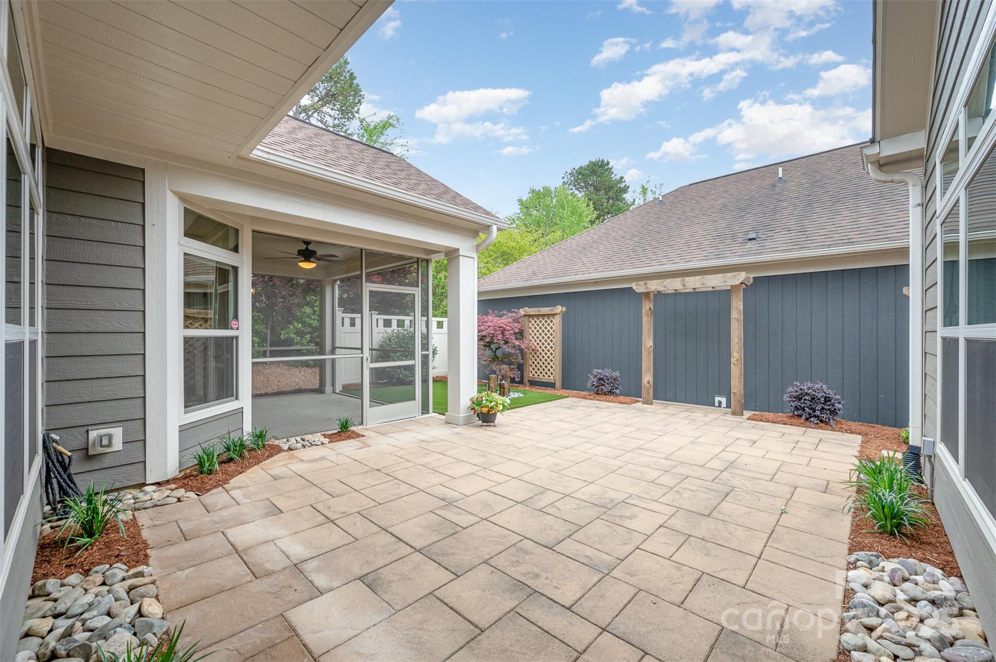 1008 Avalon Place