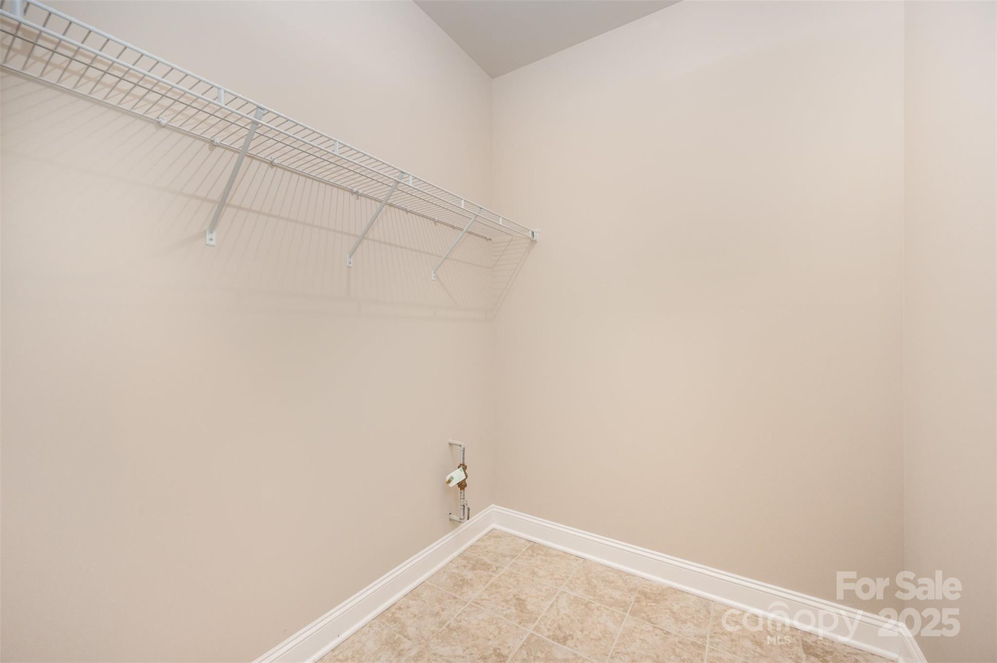 1008 Avalon Place