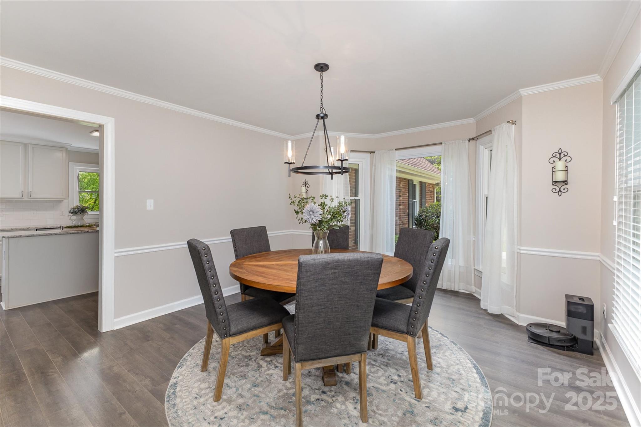 2514 King Arthur Drive