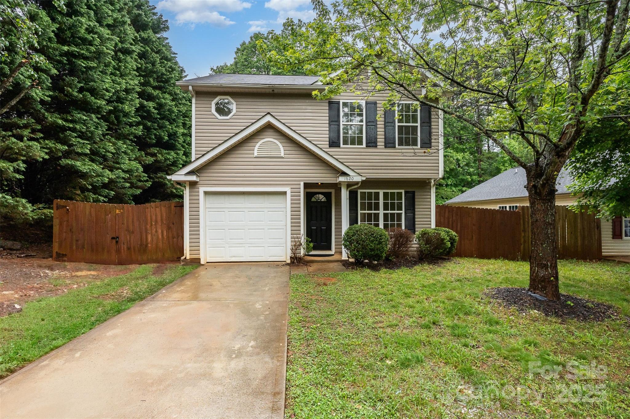 1620 Crandon Drive