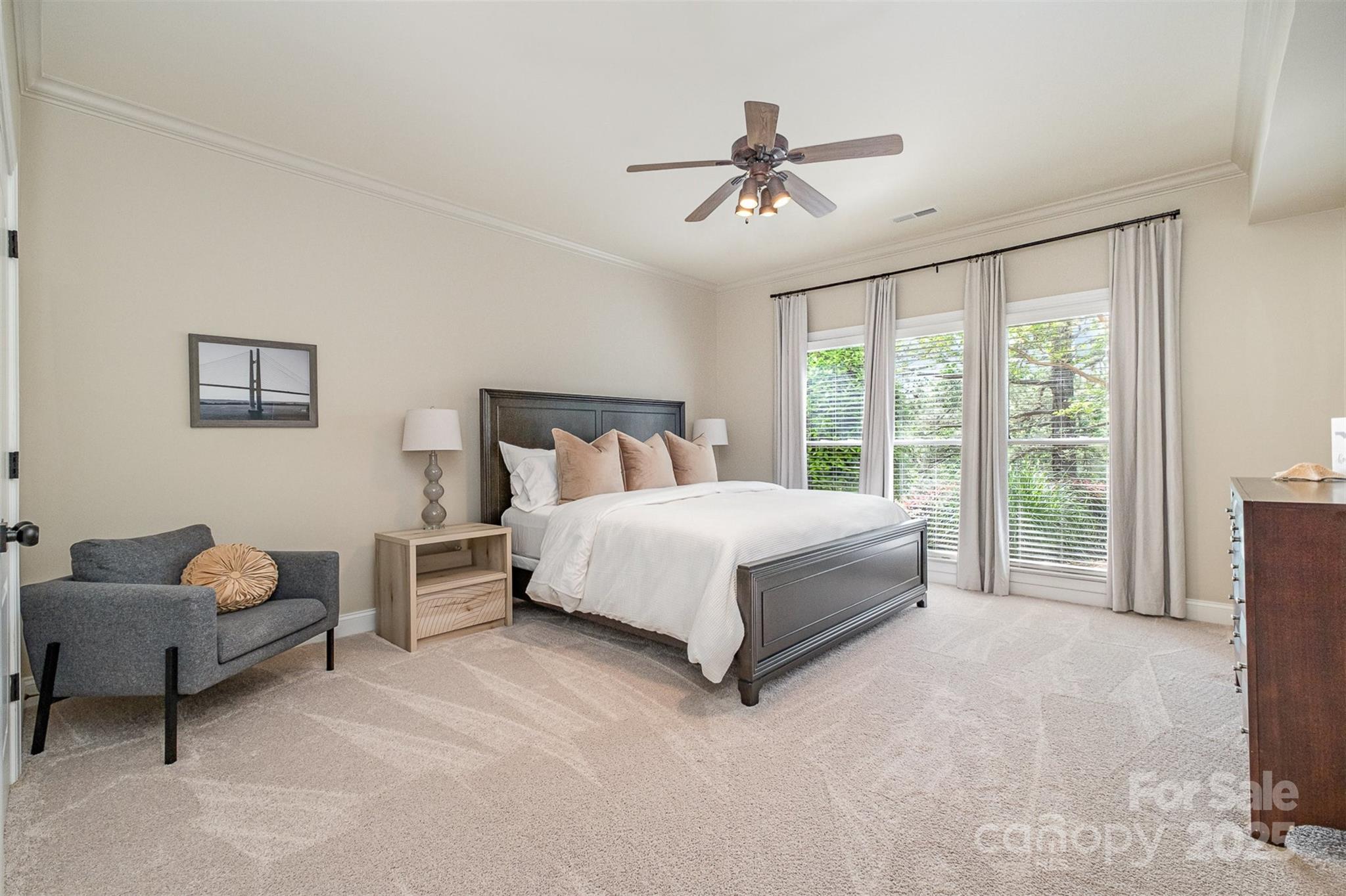 7280 Woodside Court