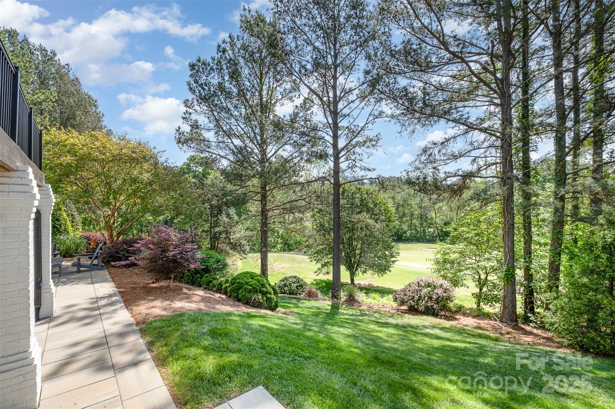7280 Woodside Court
