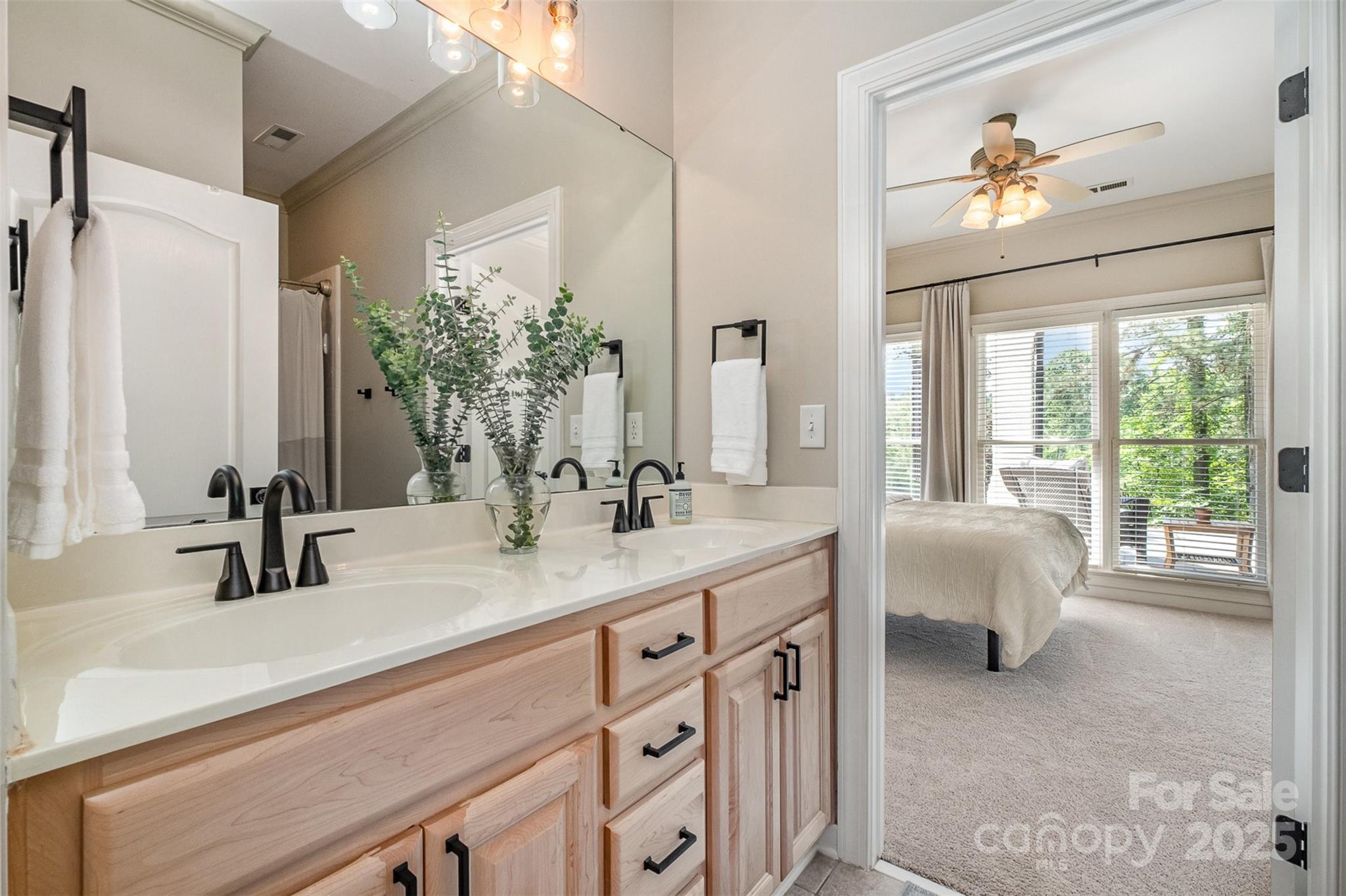 7280 Woodside Court