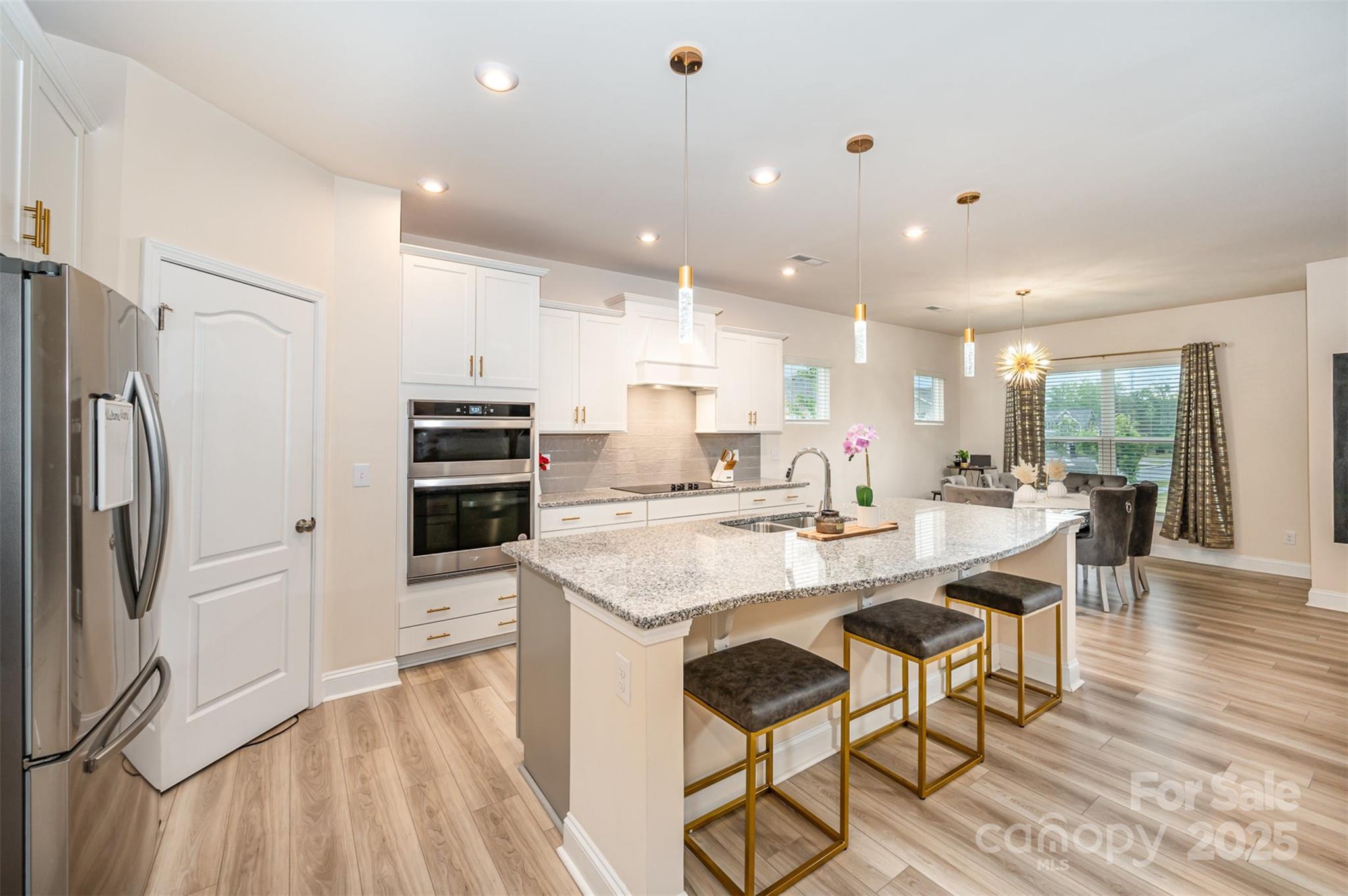 705 Hinterland Lane