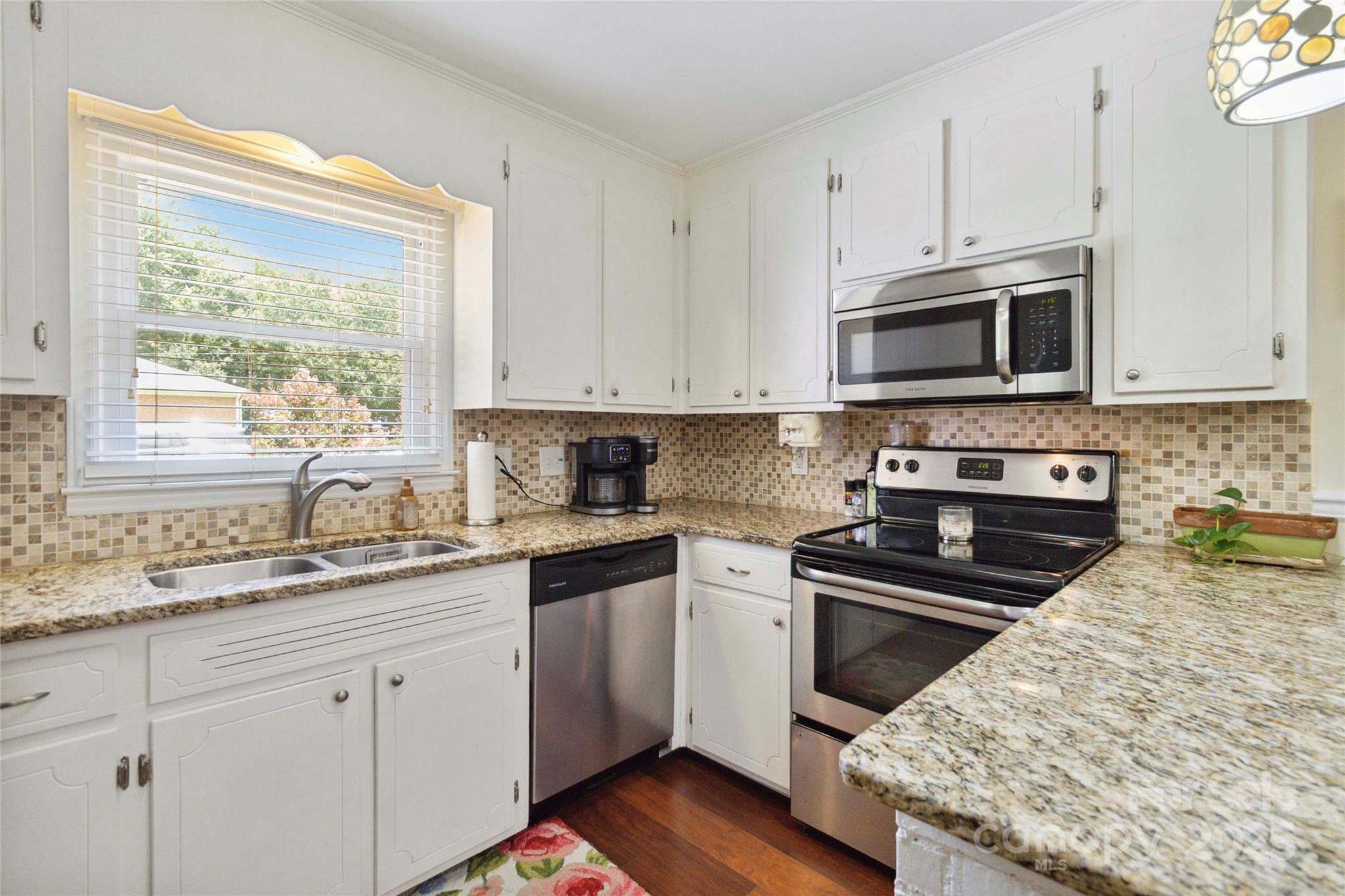 1219 Flowe Drive