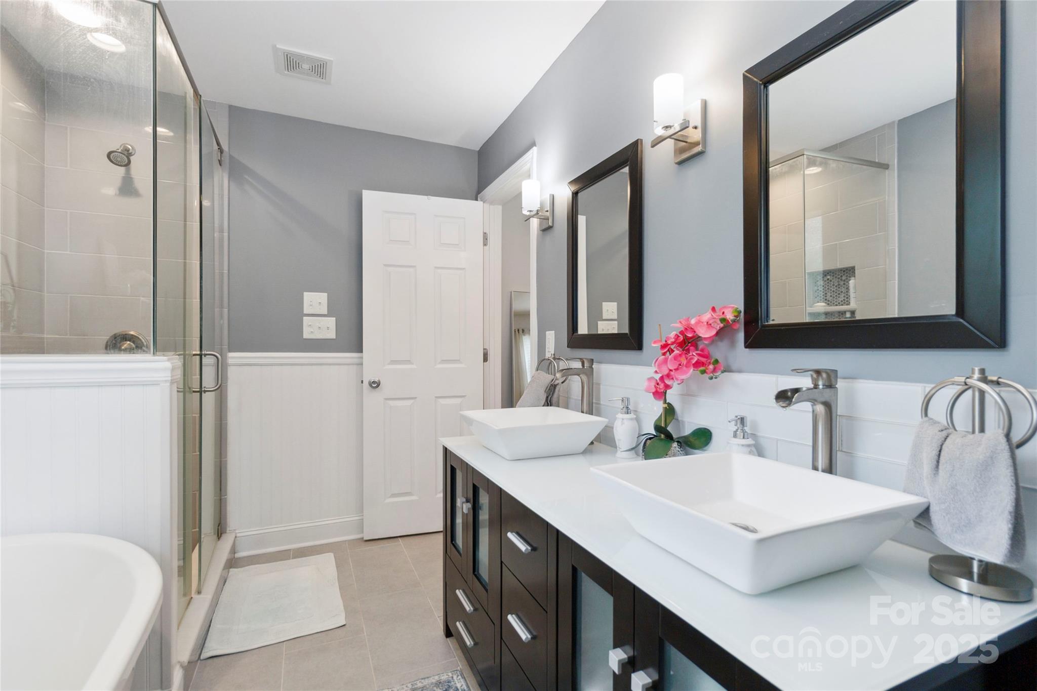 1219 Flowe Drive