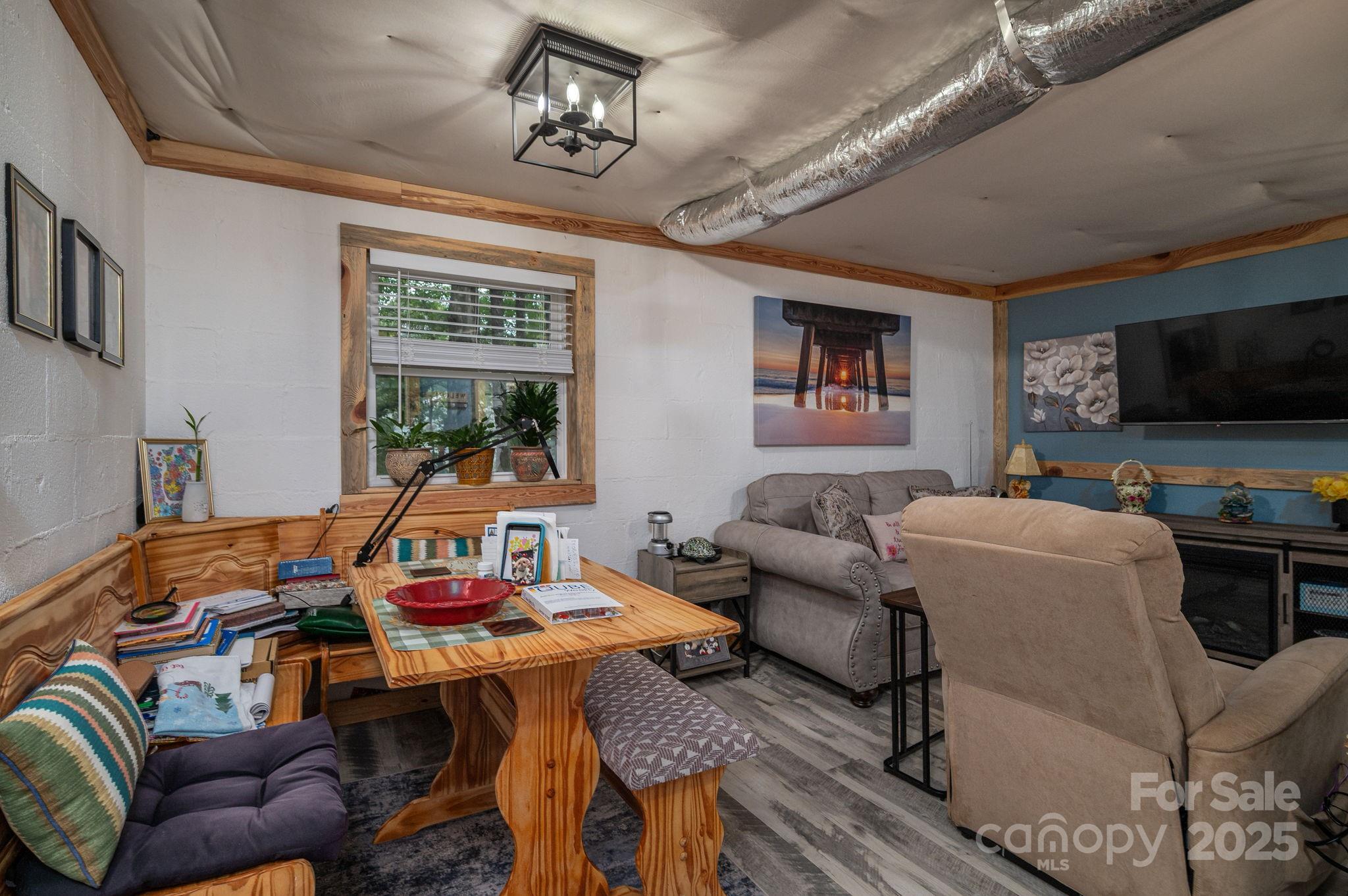 68 Mockingbird Lane
