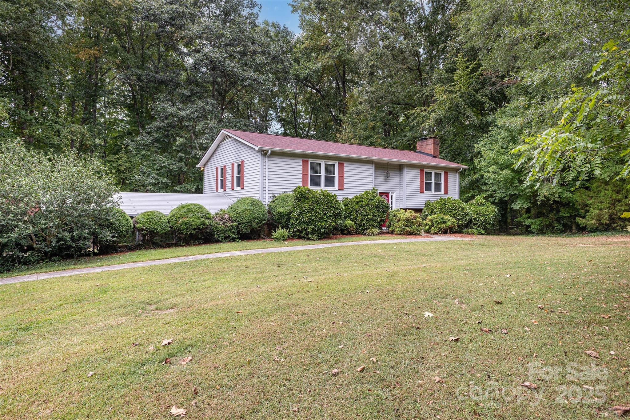 330 Oak Ridge Run