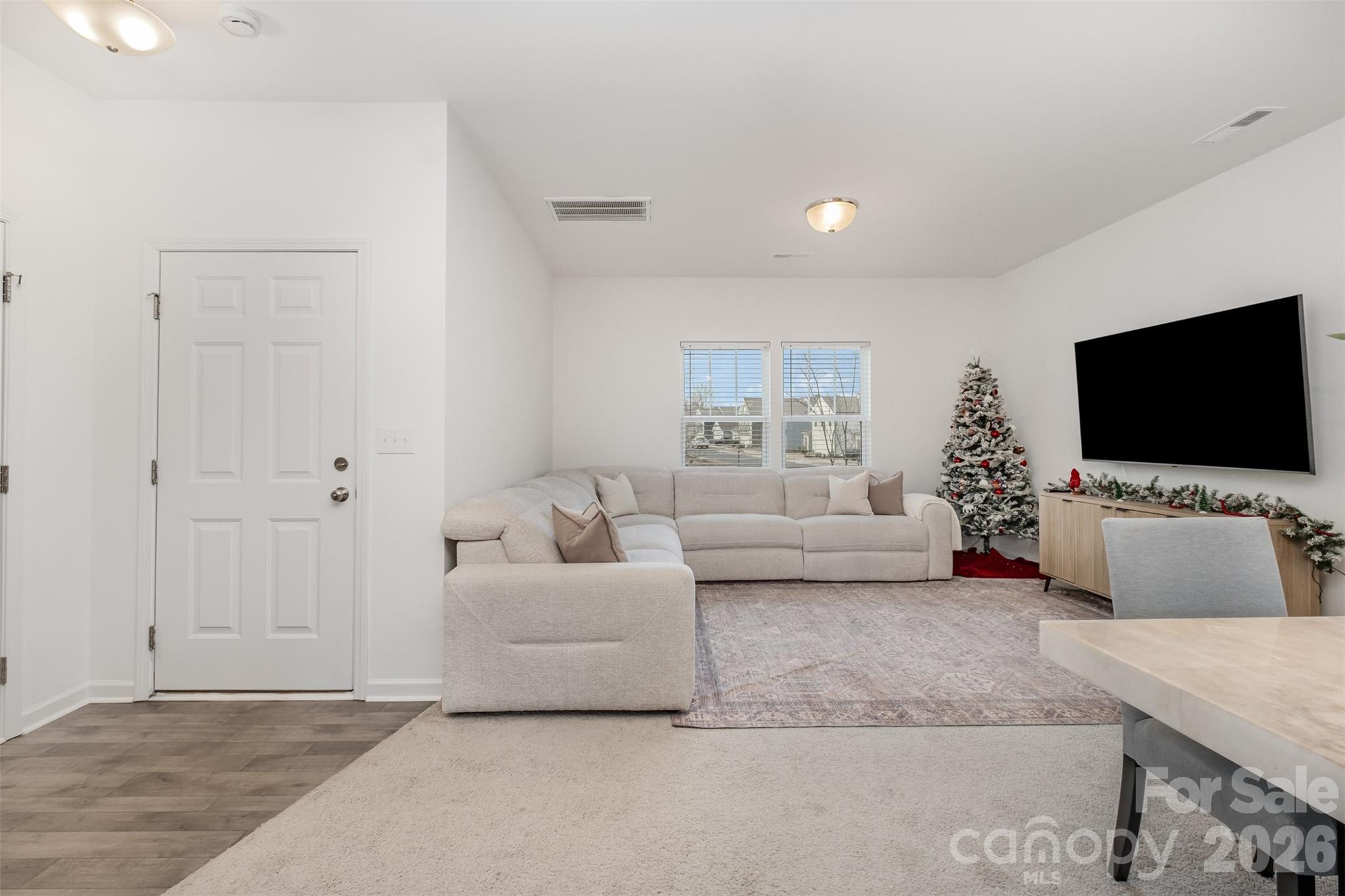 3048 Pinehills Way