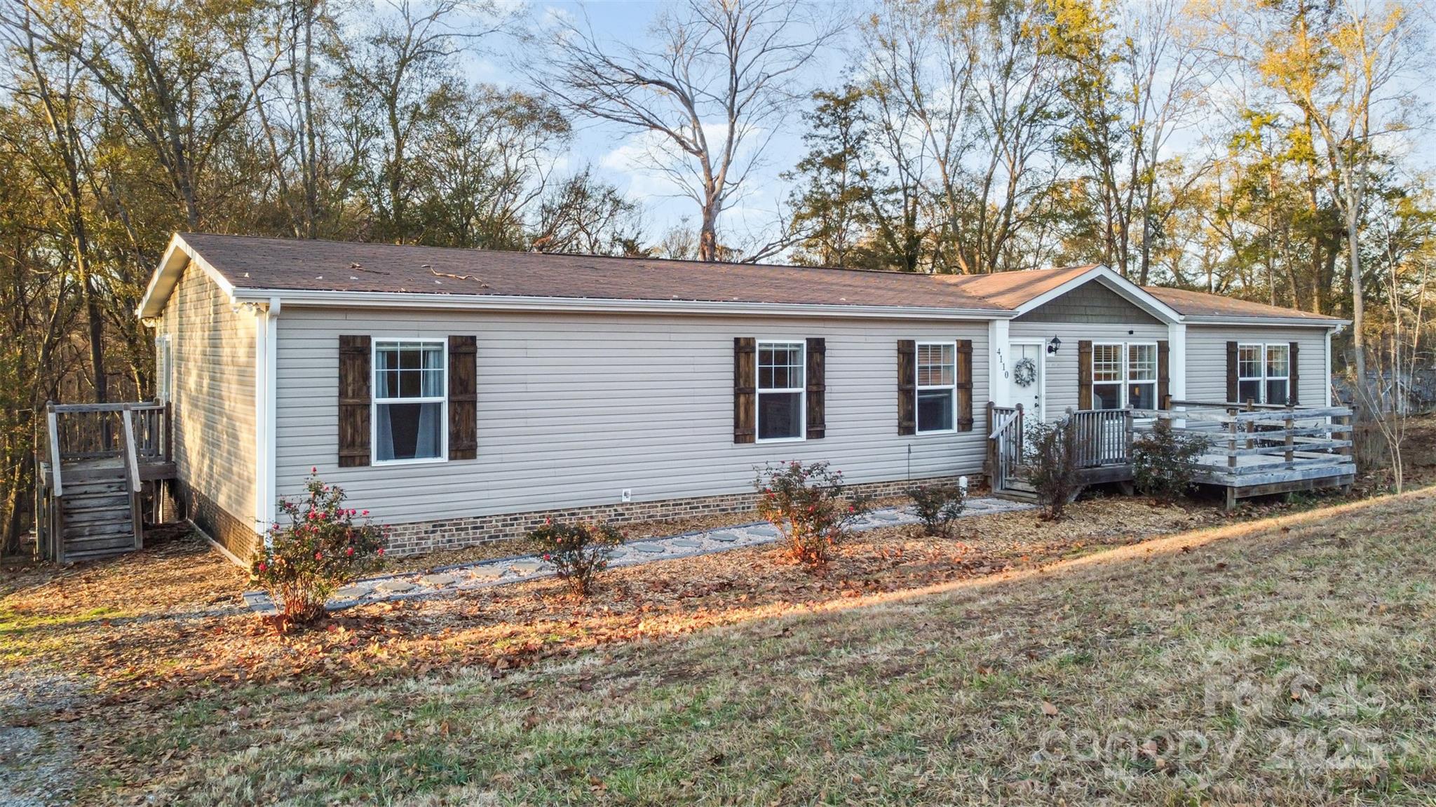 4110 Pebblebrook Circle SW