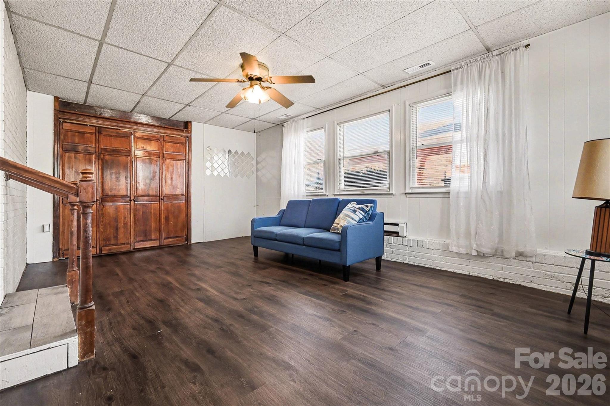4831 Dogwood Place