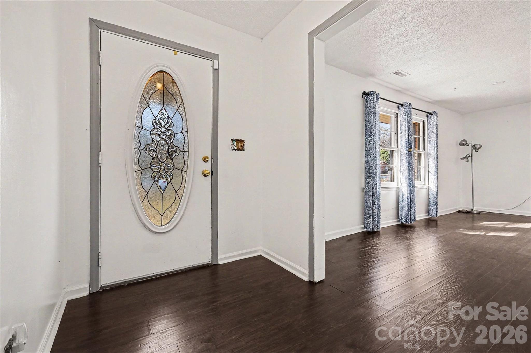 4831 Dogwood Place