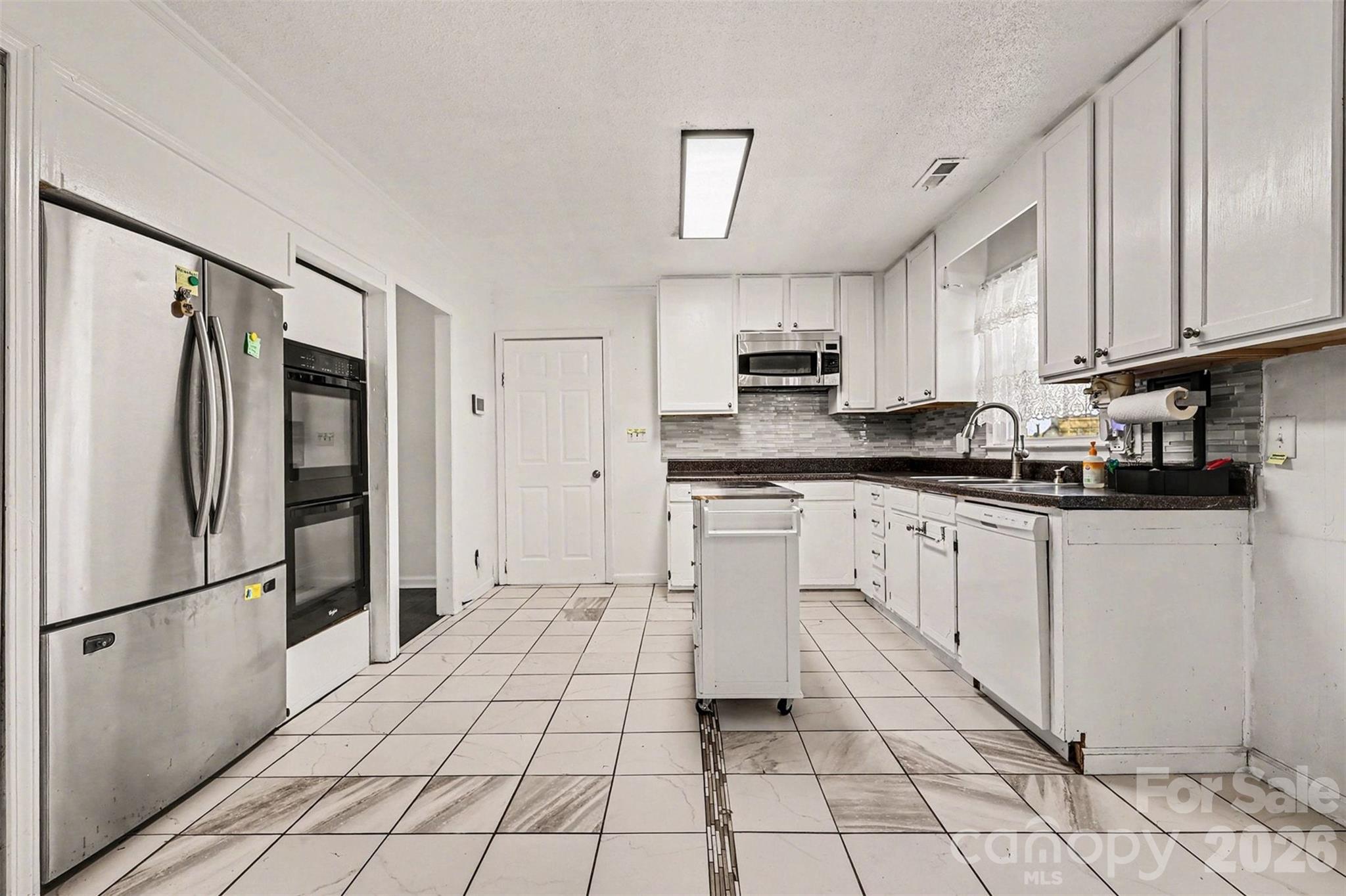 4831 Dogwood Place