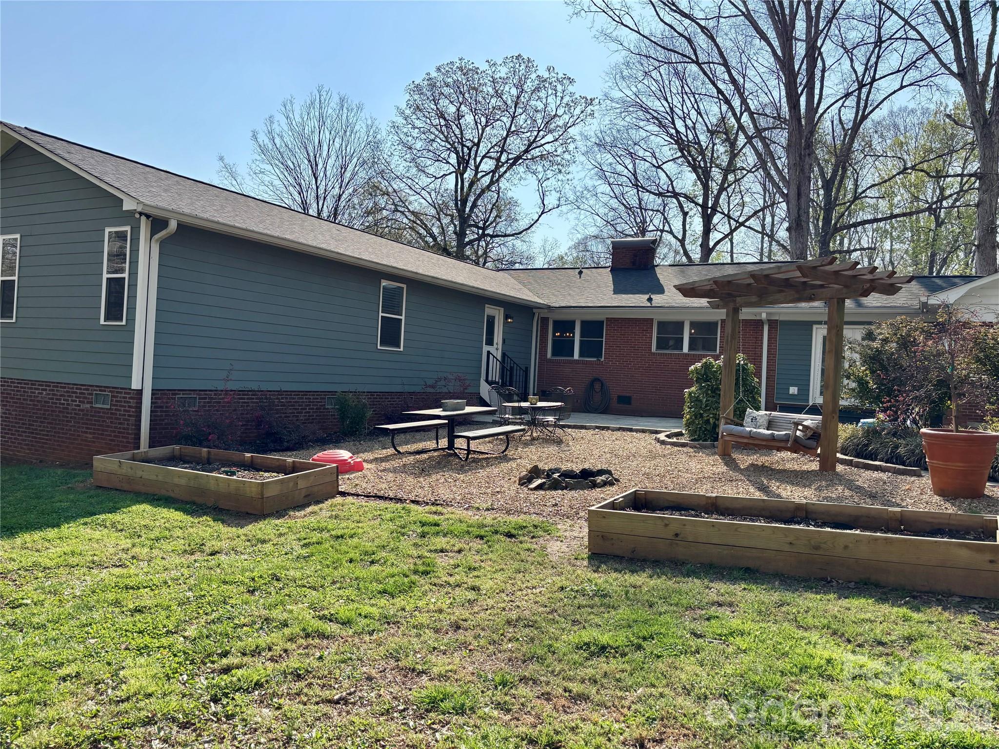 109 Green Acres Road