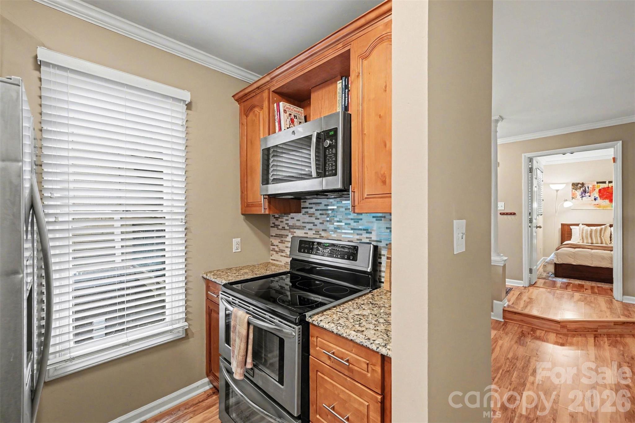 1109 E Morehead Street Unit: 5