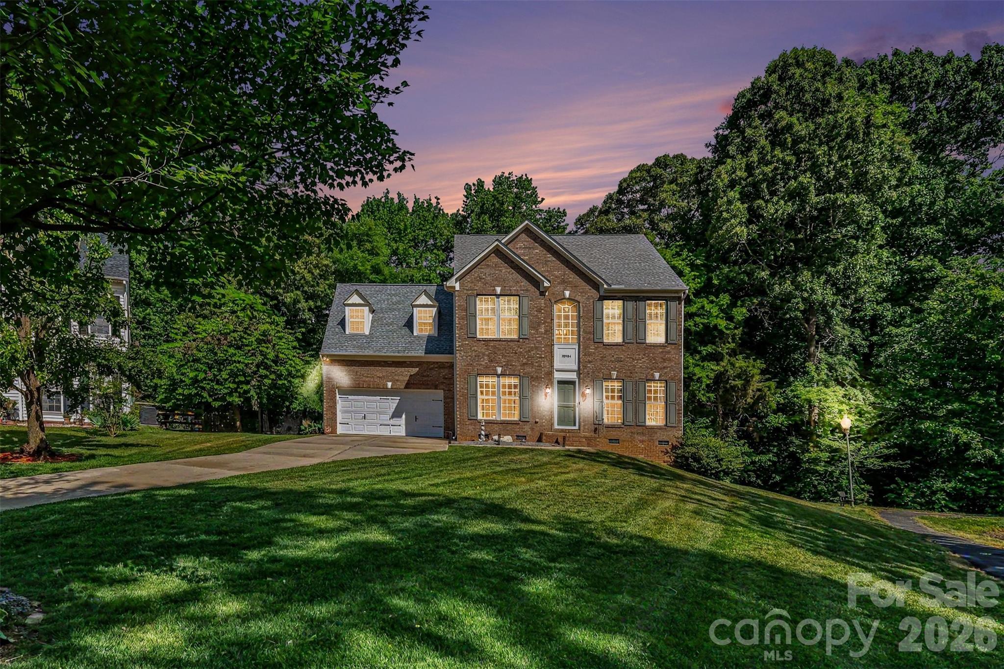 10904 Carver Pond Road