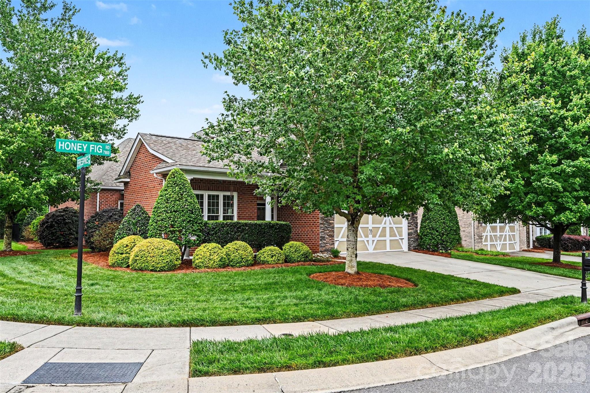 7929 Honey Fig Road