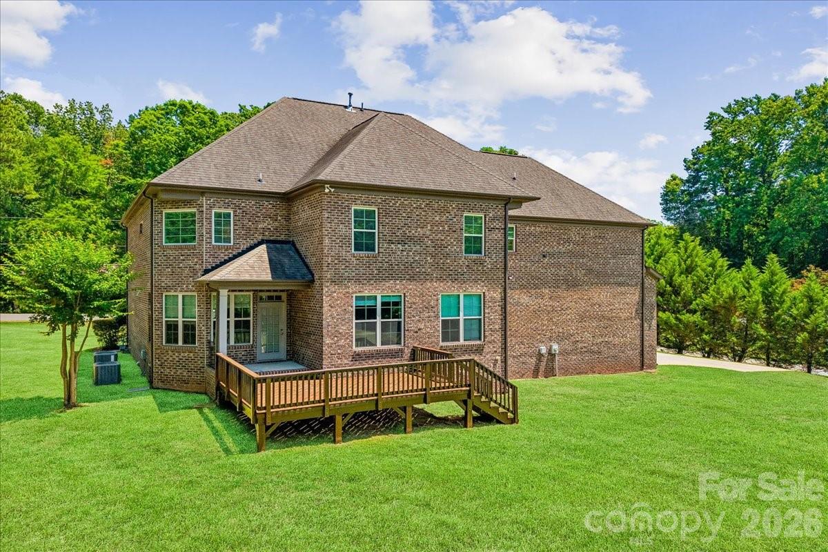 836 Elizabeth Lane