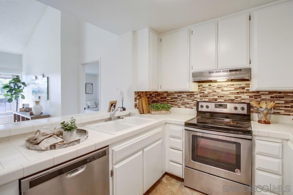 10300 Caminito Cuervo 69