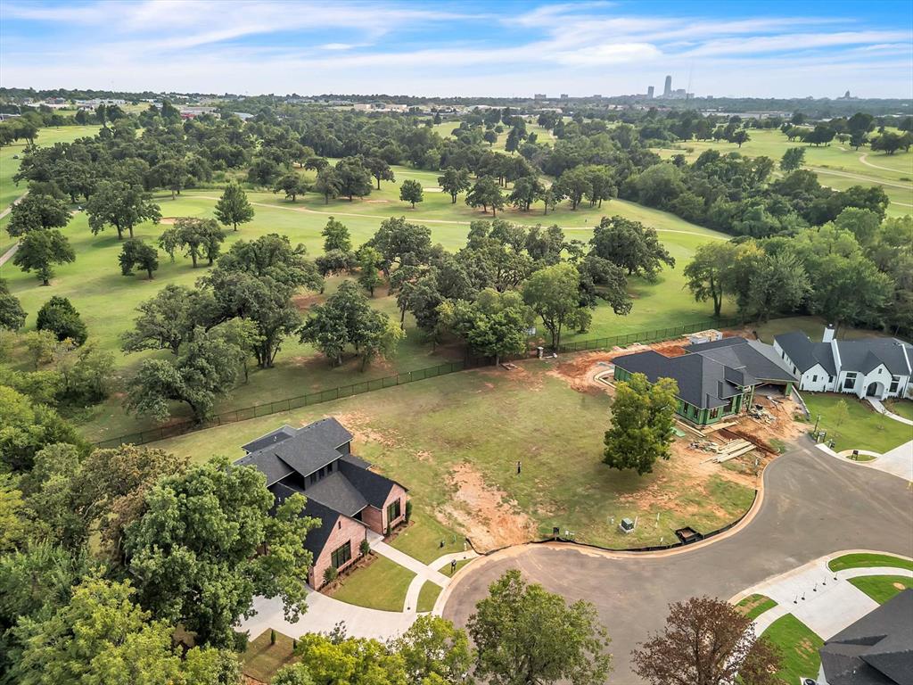 4400 Redbud Circle