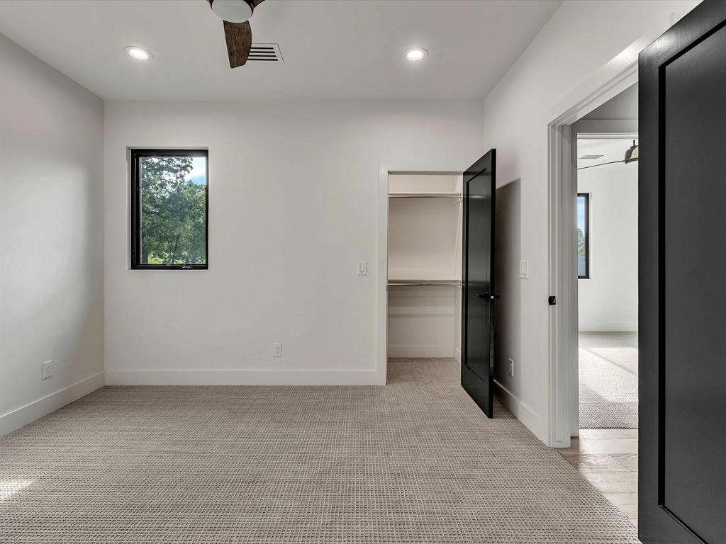 4400 Redbud Circle