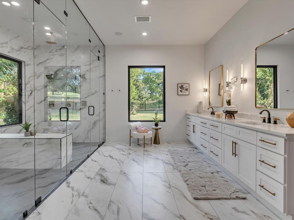 4400 Redbud Circle
