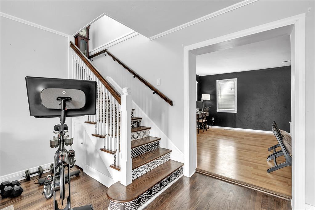 2533 NW 25th Street