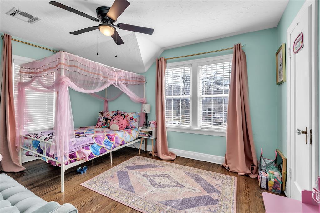 2533 NW 25th Street