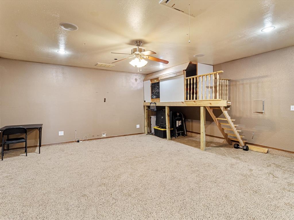 1717 Crest Circle Circle