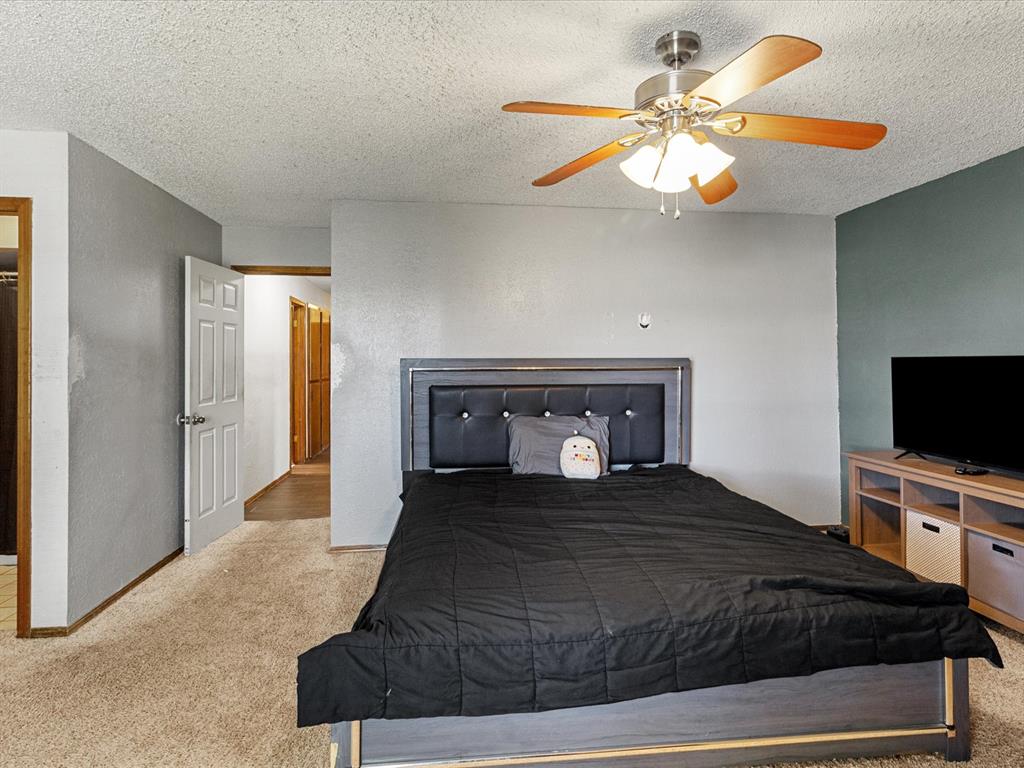 1717 Crest Circle Circle