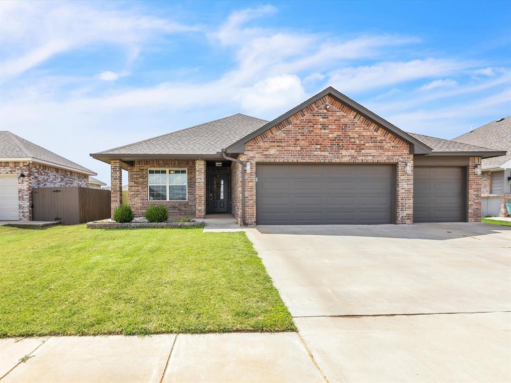 3509 Sawtooth Ridge Drive