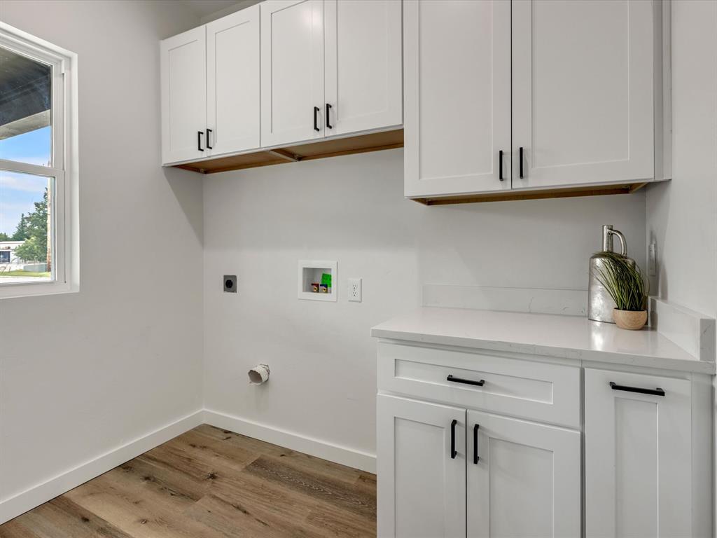 432 W 2nd Street