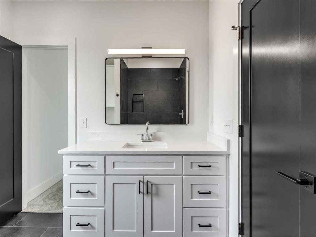 432 W 2nd Street