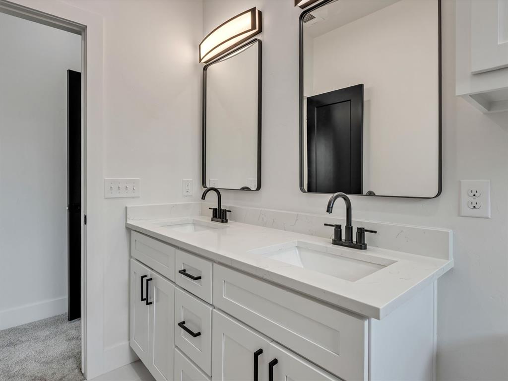 432 W 2nd Street