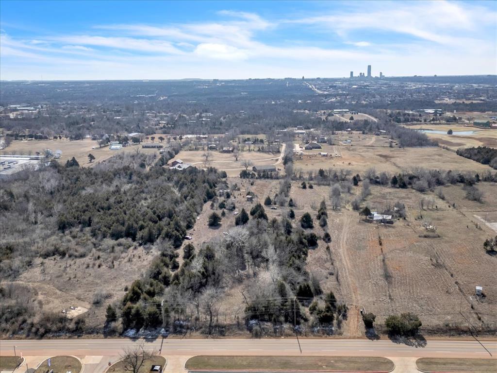 600 E Wilshire Boulevard