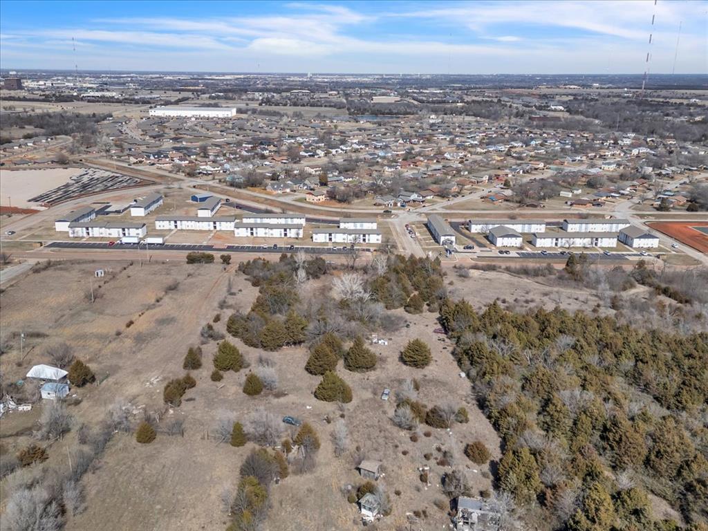 600 E Wilshire Boulevard