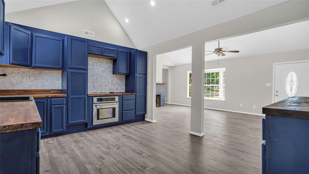 614 E Broadway Avenue