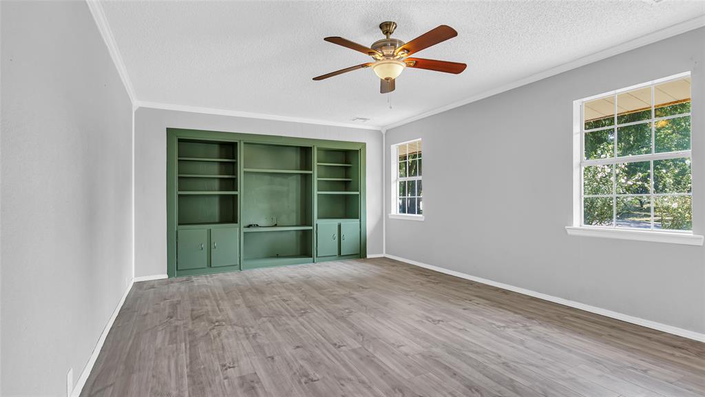 614 E Broadway Avenue