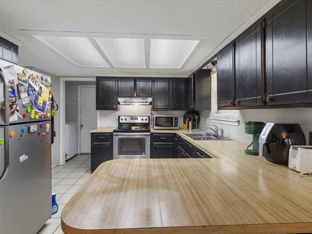 637 NW 116th Terrace