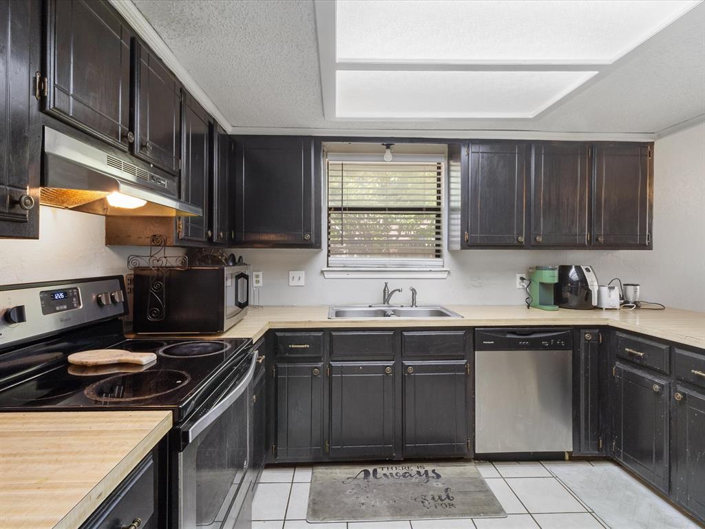 637 NW 116th Terrace