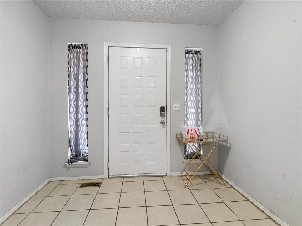 637 NW 116th Terrace