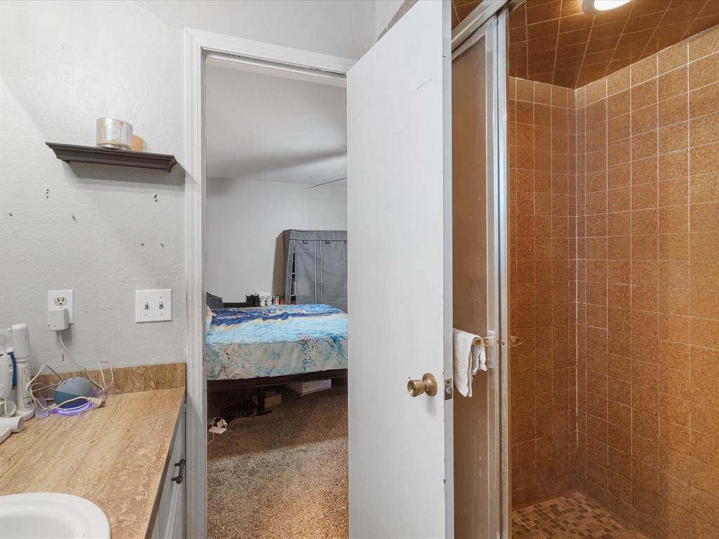 637 NW 116th Terrace