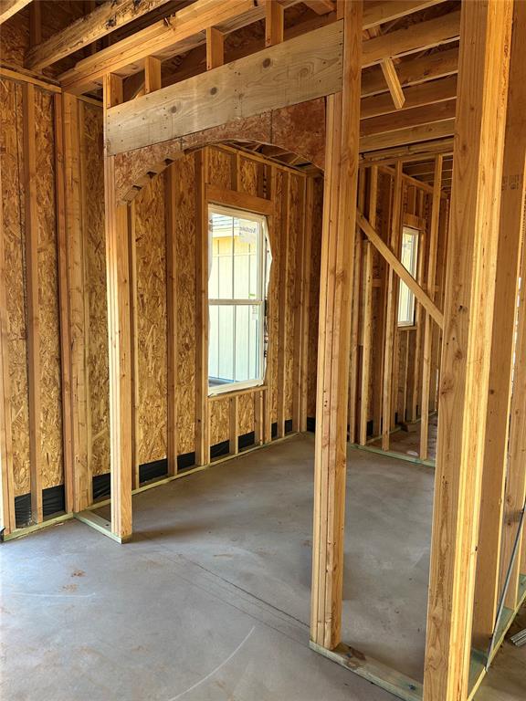 2447 Wolf Creek Bend