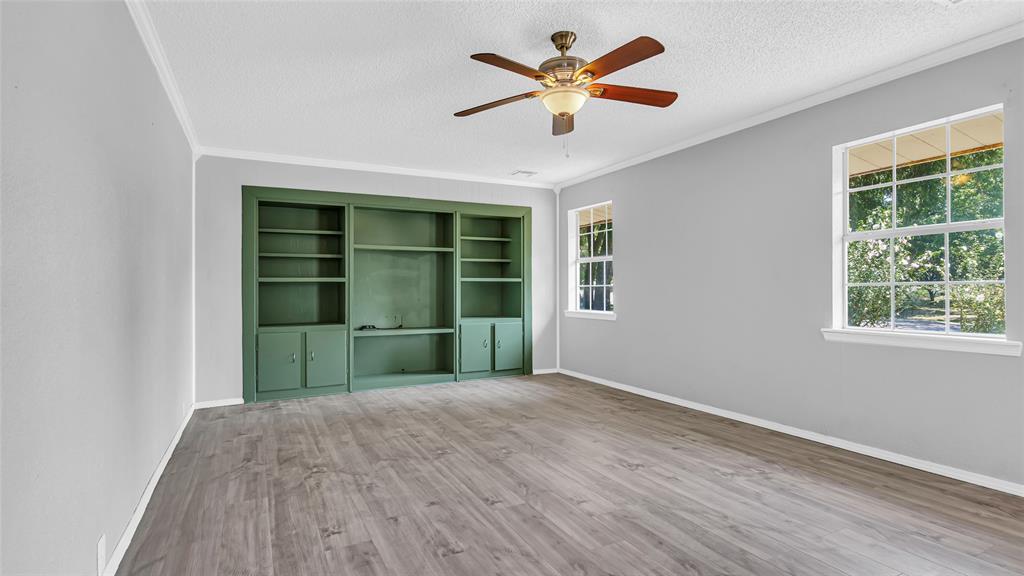 614 E Broadway Avenue