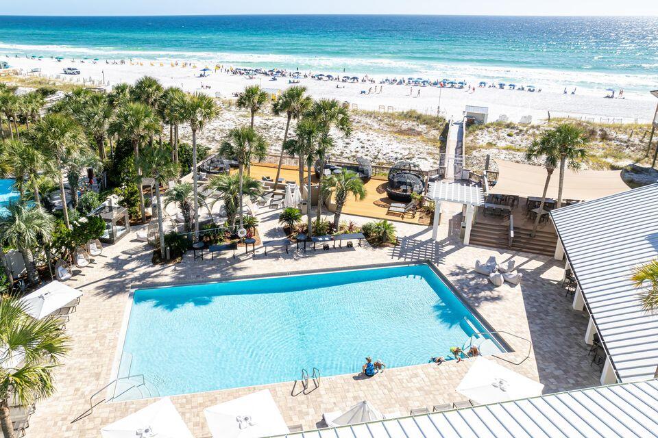 1 Beach Club Drive 604