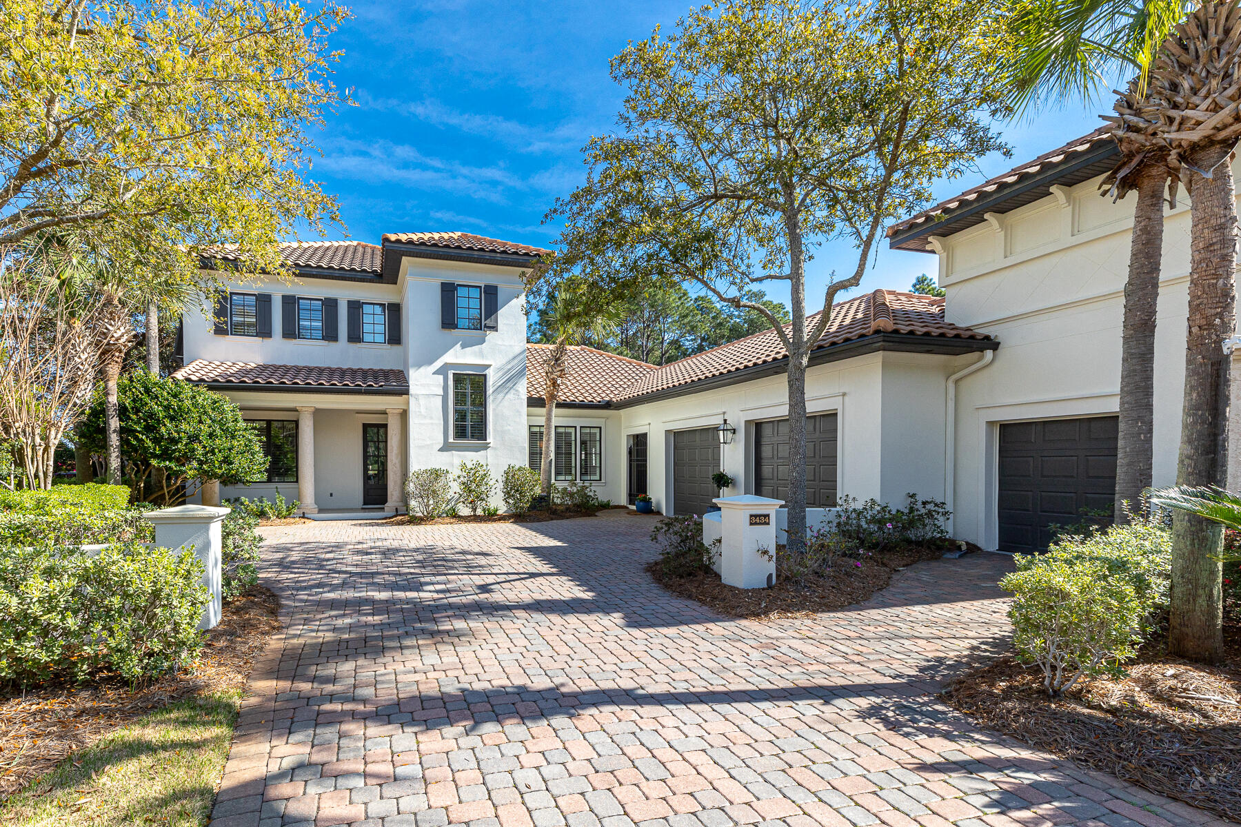 3434 Burnt Pine Lane