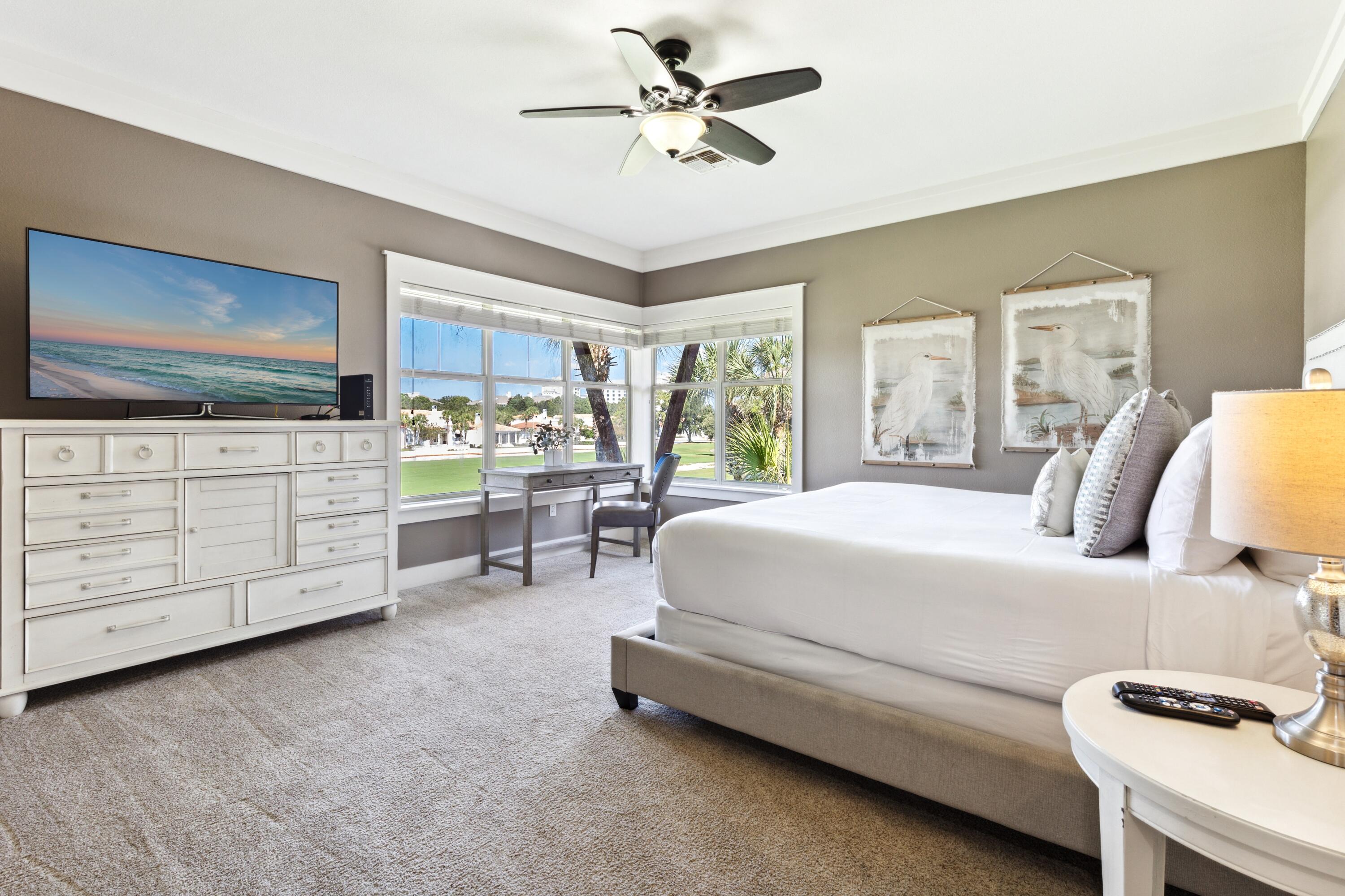 8609 Magnolia Bay Lane