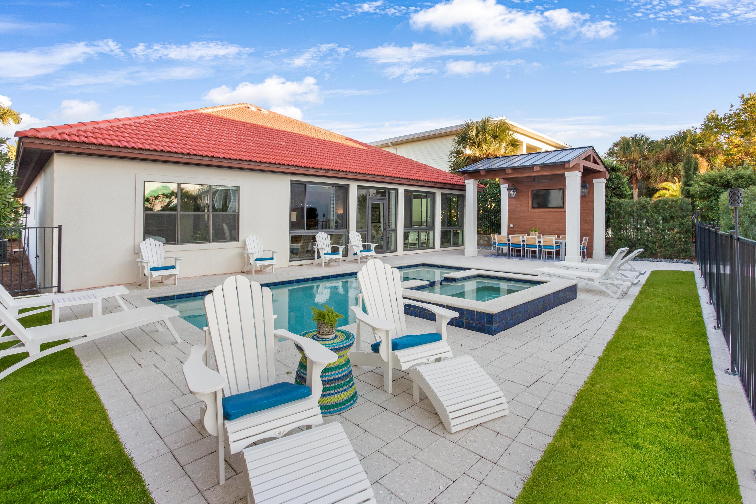 4630 Paradise Isle